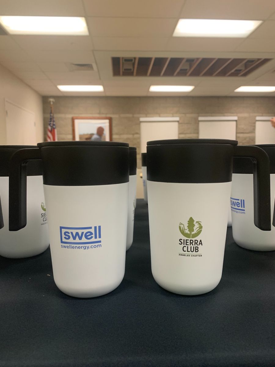 Attendees received Swell x Angeles Chapter mugs!