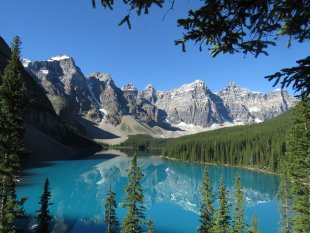 Mountains above Moraine Lake